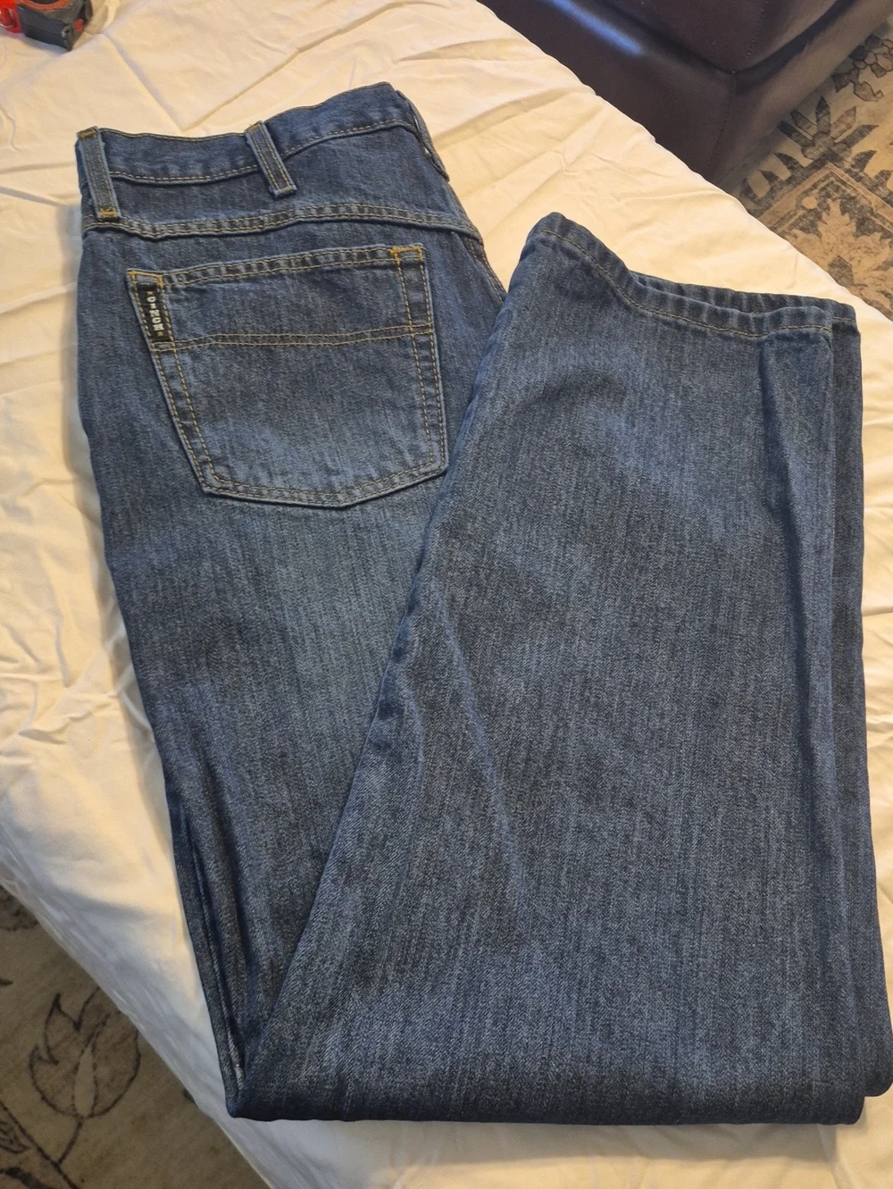Cinch Jeans  Black Patch.relaxed Fit. 34